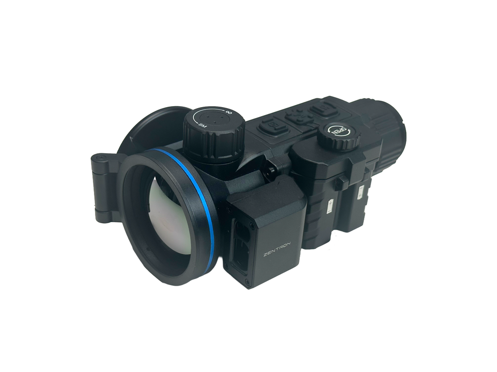 Q50R front angle showing the integrated laser rangefinder beside the objective lens
